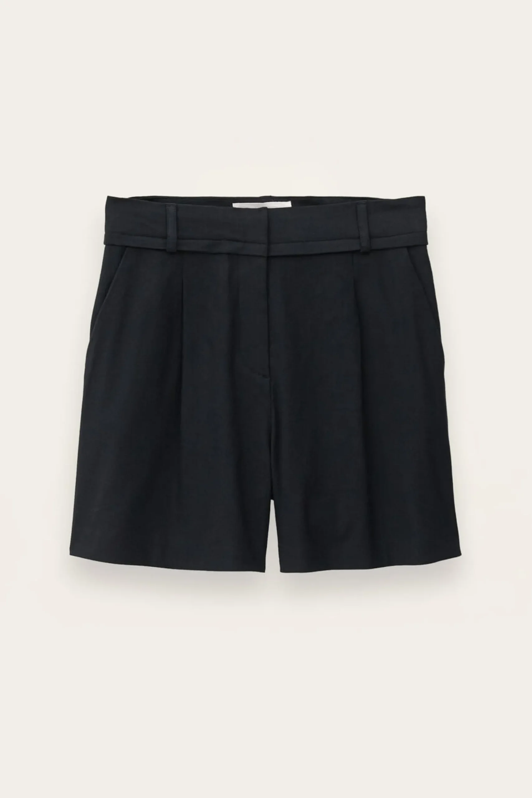 CILO pantalón corto de traje € 165