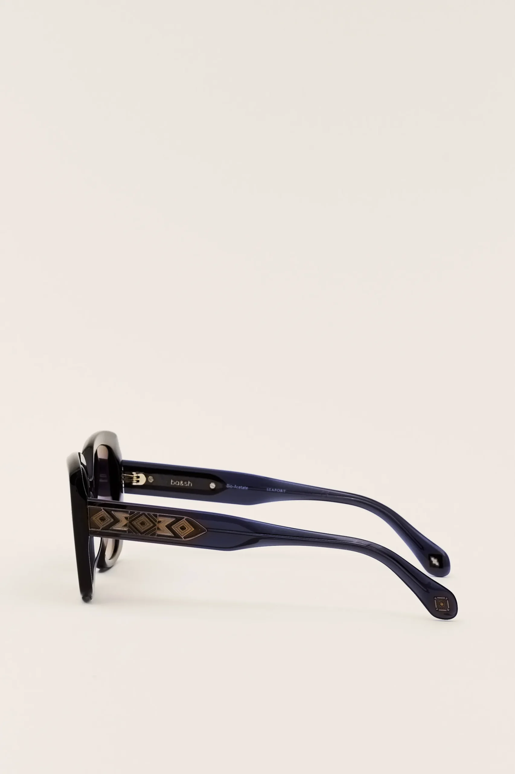 LAURA GLASSES