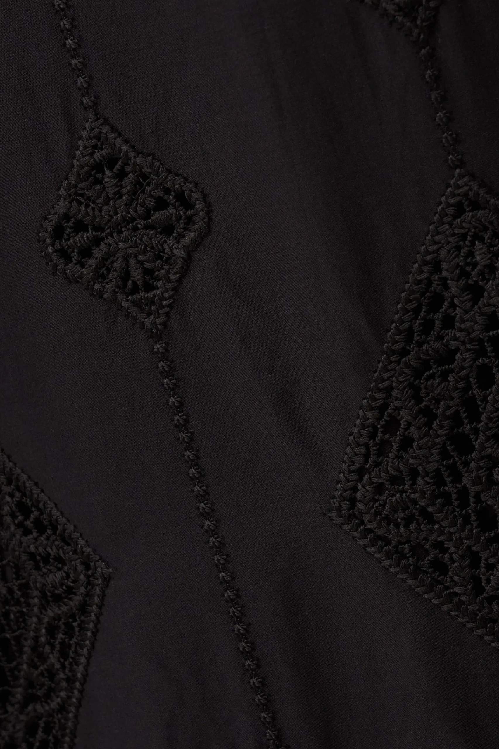 MIKE pantalón ancho € 245