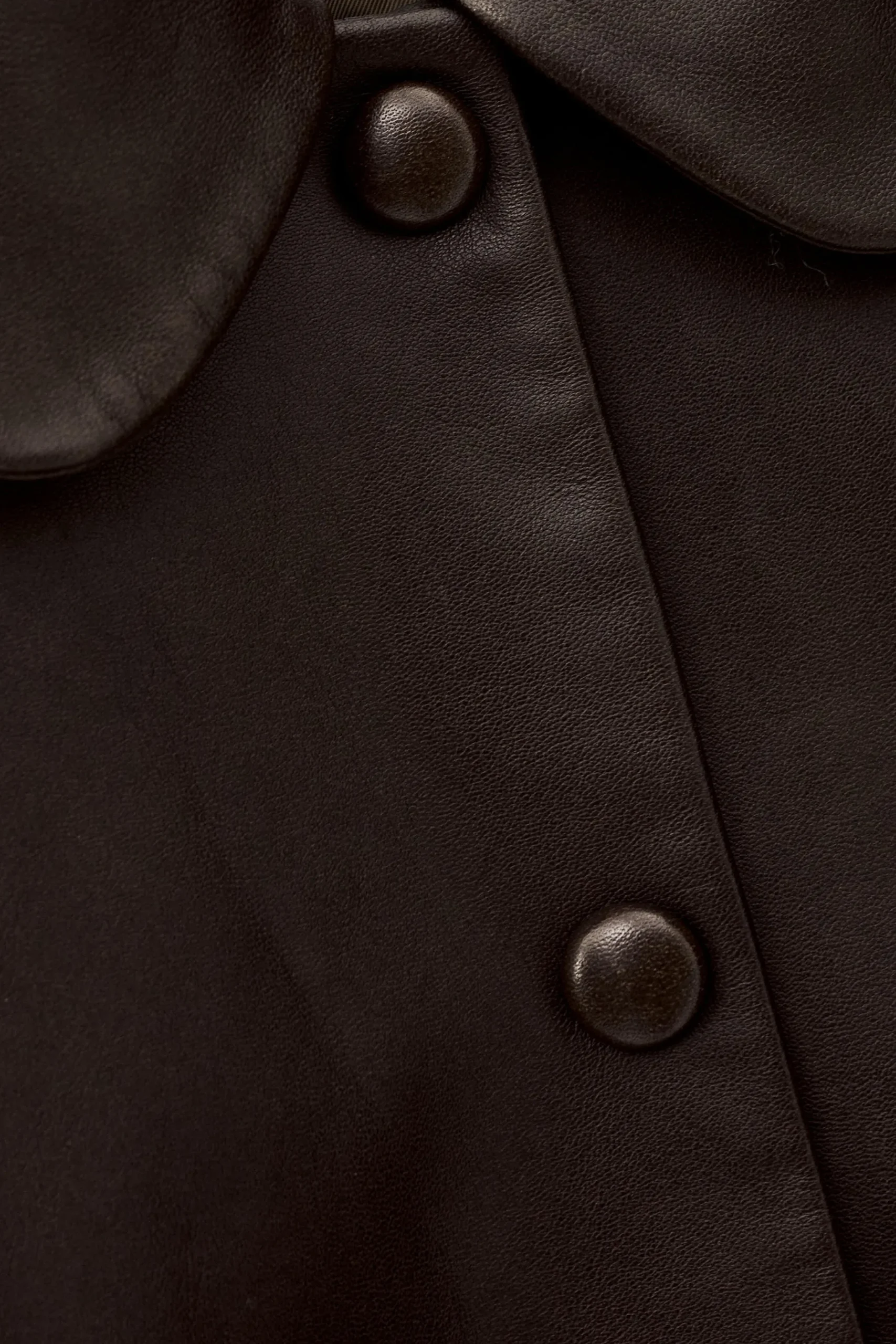 MILOS chaqueta con cuello peter pan